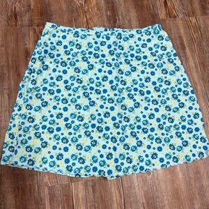 Vintage Blue floral skort with scalloped hem and zipper closure